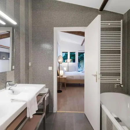 דירה Superb Duplex Located On Rue Mouffetard *